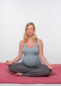 pregnant-woman-yoga